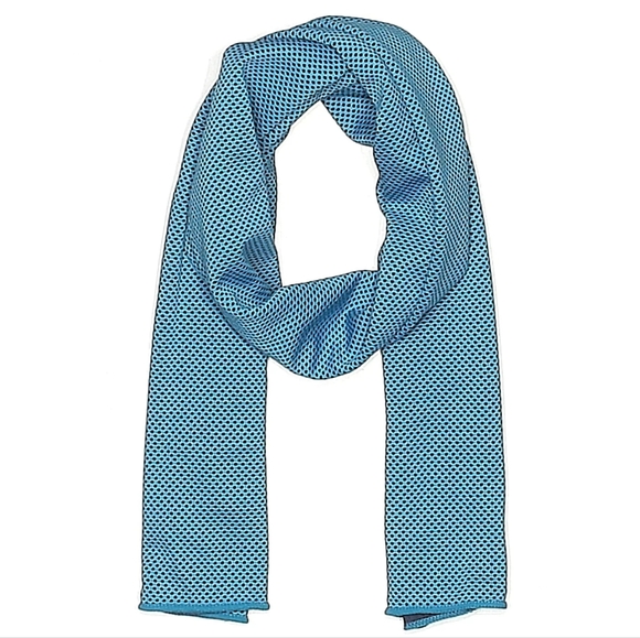 Old Navy Blue Polka Dot Scarf - Picture 1 of 3